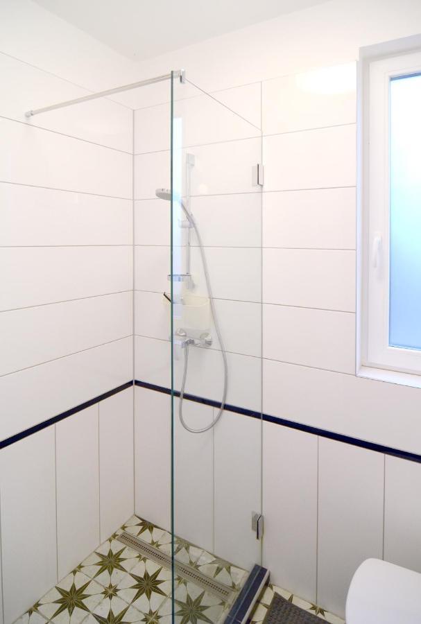 Filia Apartman Eger Esterno foto